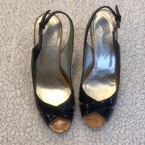 ⬇️GUESS 6.5 M Cork Heels Black Patent sling backs